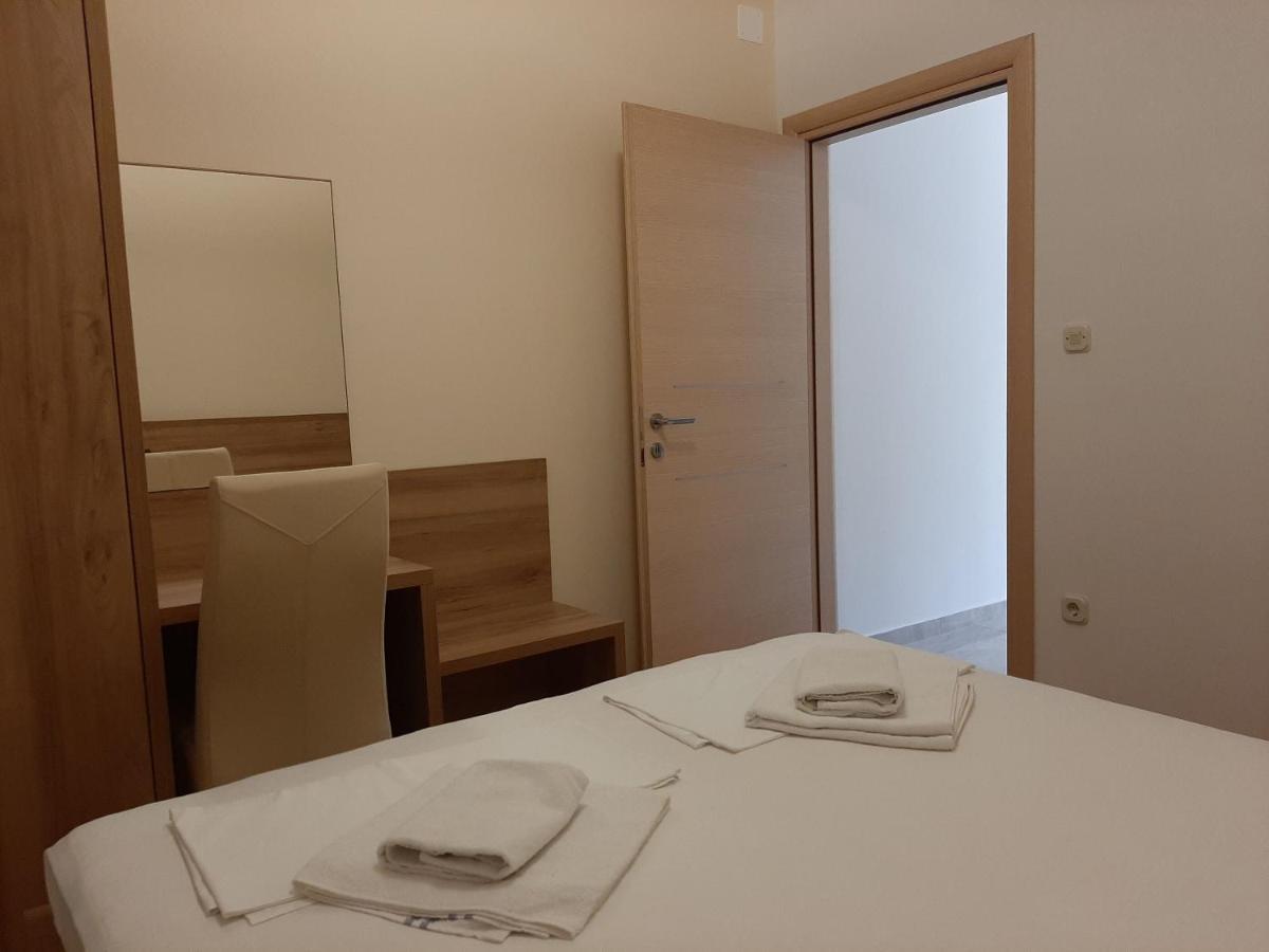 Apartments Edo Новалья Экстерьер фото