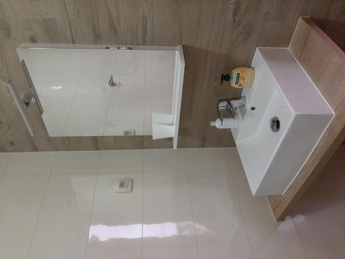 Apartments Edo Новалья Экстерьер фото